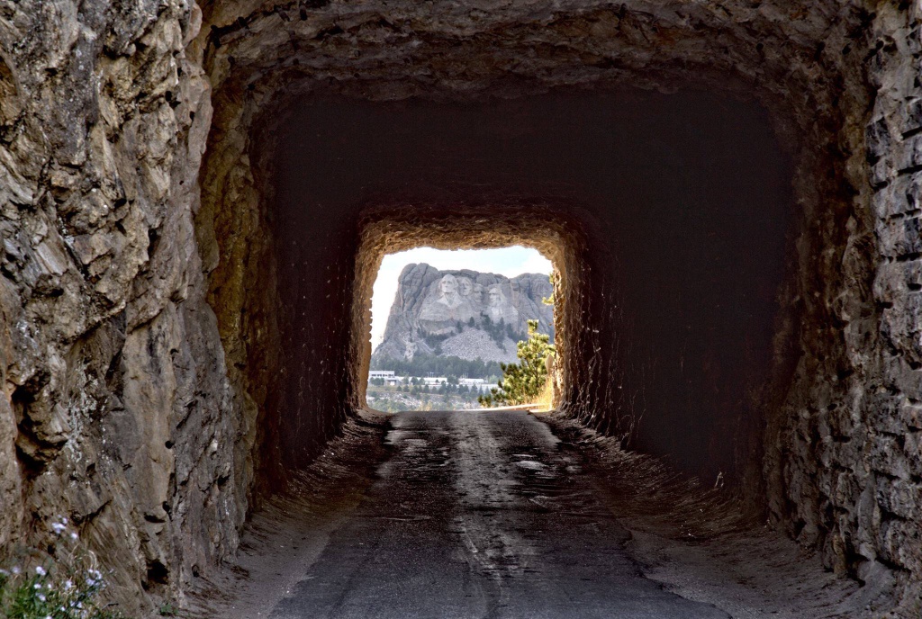 Black-Hills-SD/1024x768_Mt.Rushmore Tunnel.jpg